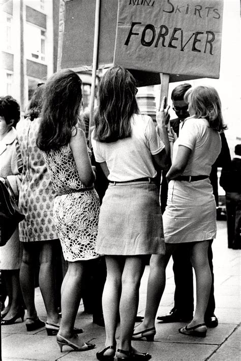 dior unfair to mini skirts|Dior fashion week 1968.